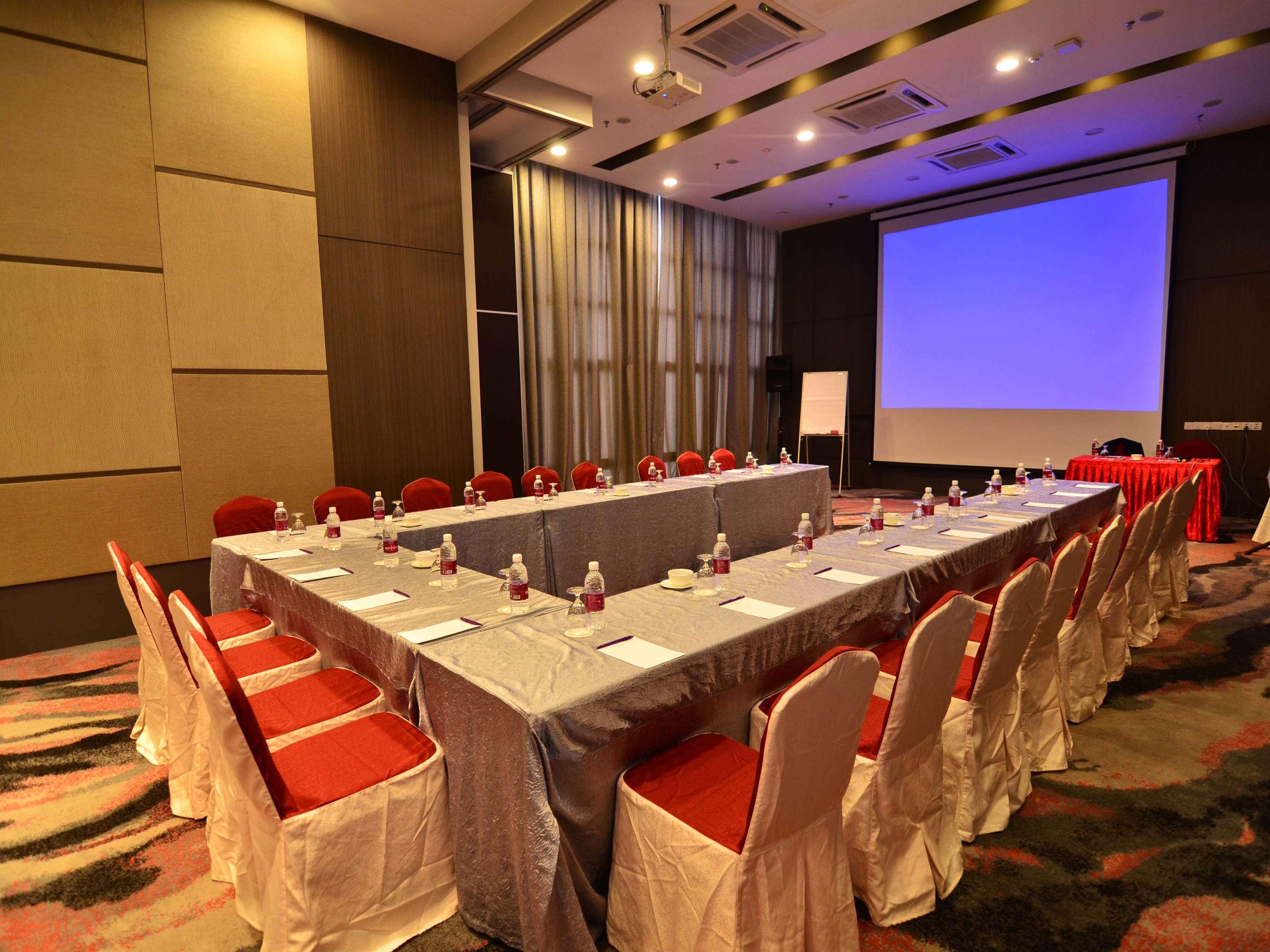 Mercure Selangor Selayang Batu Caves Экстерьер фото