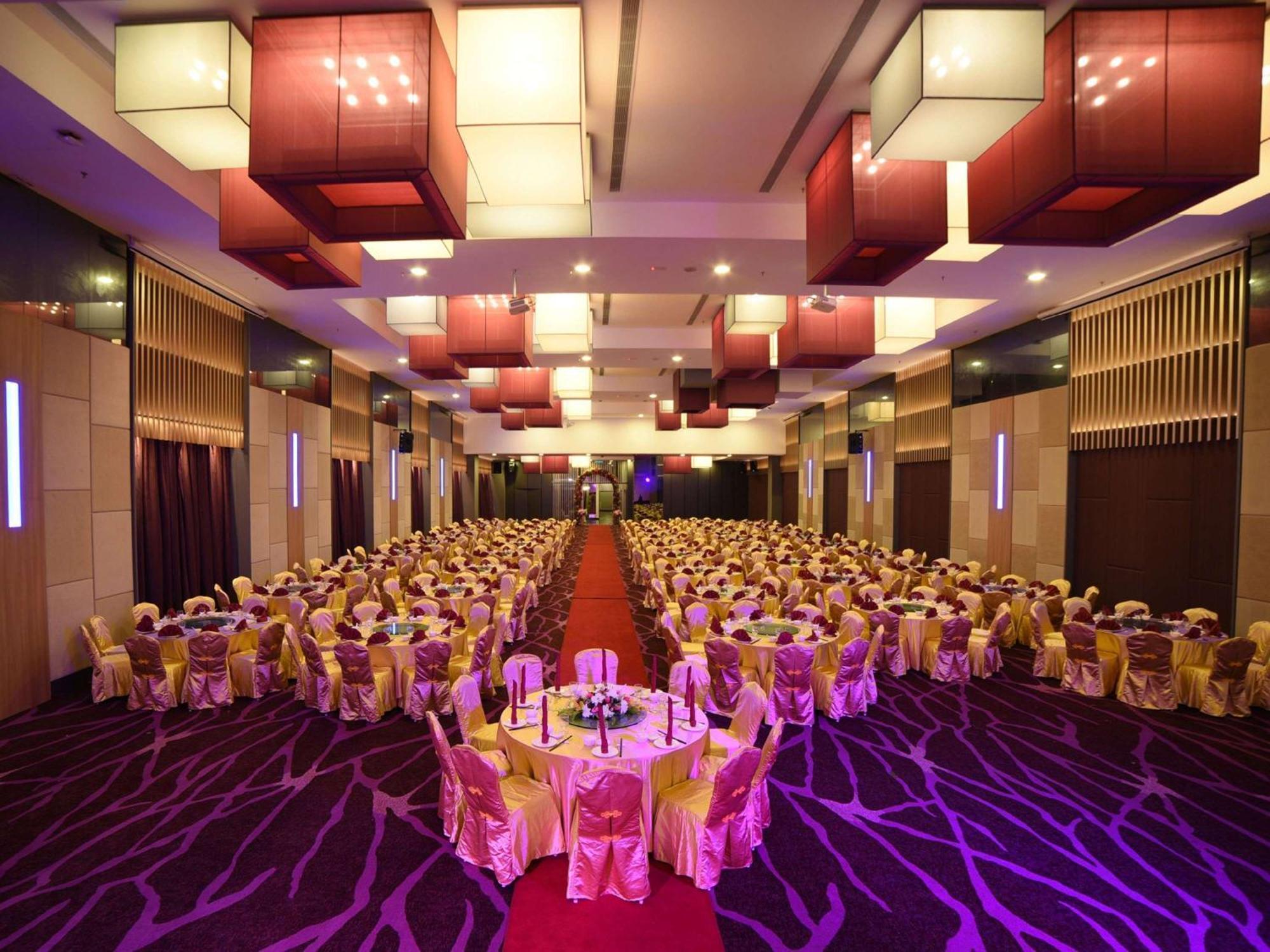 Mercure Selangor Selayang Batu Caves Экстерьер фото